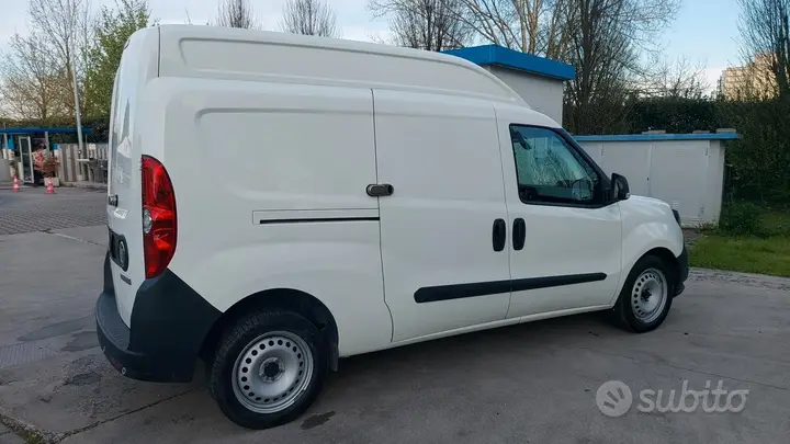 Fiat Doblò 2017 photo 2