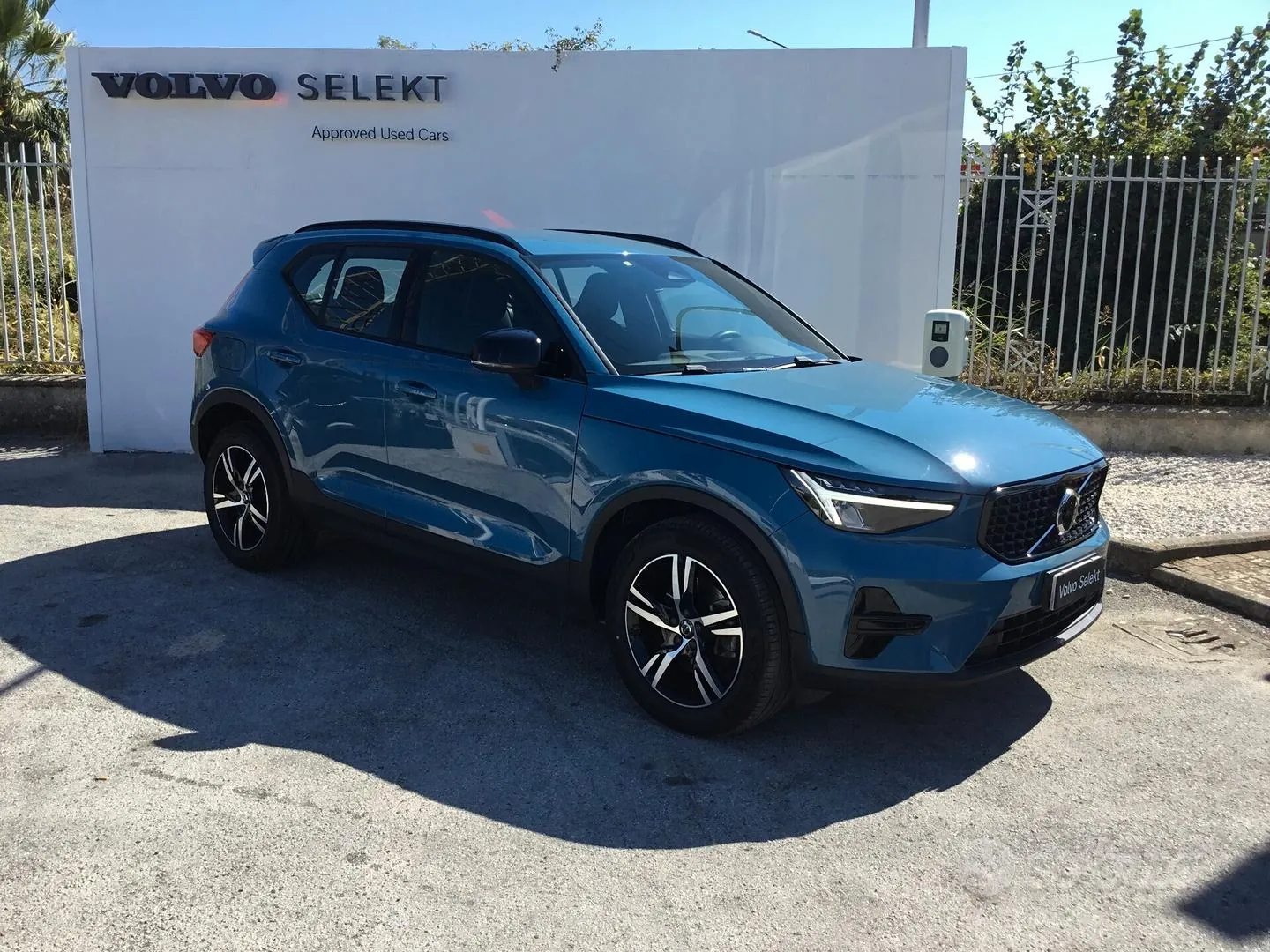 Volvo Xc40 2023 photo 3