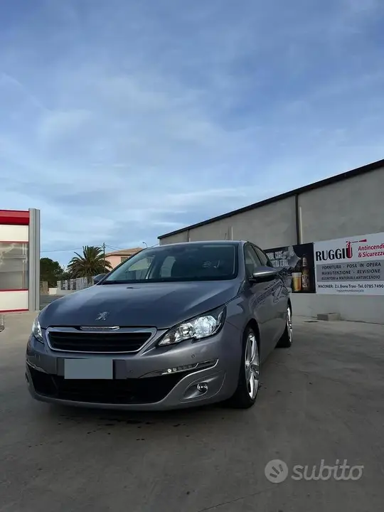 Peugeot 308 2015 photo 2