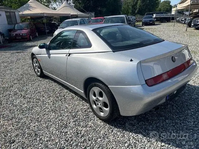 Alfa Romeo Gtv 1999 photo 5