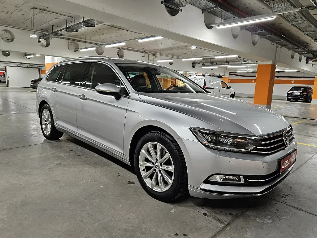 Volkswagen Passat 2019 photo 2