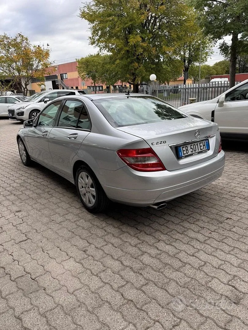 Mercedes-Benz C 220 Cdi 2011 photo 4