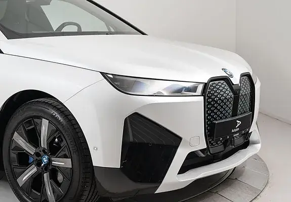 BMW Ix 2025 photo 3