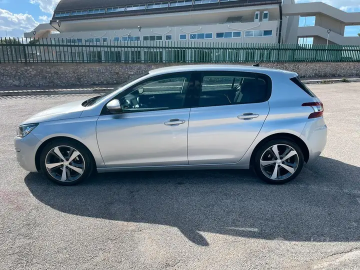 Peugeot 308 2016 photo 4