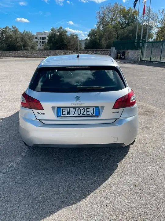 Peugeot 308 2016 photo 2