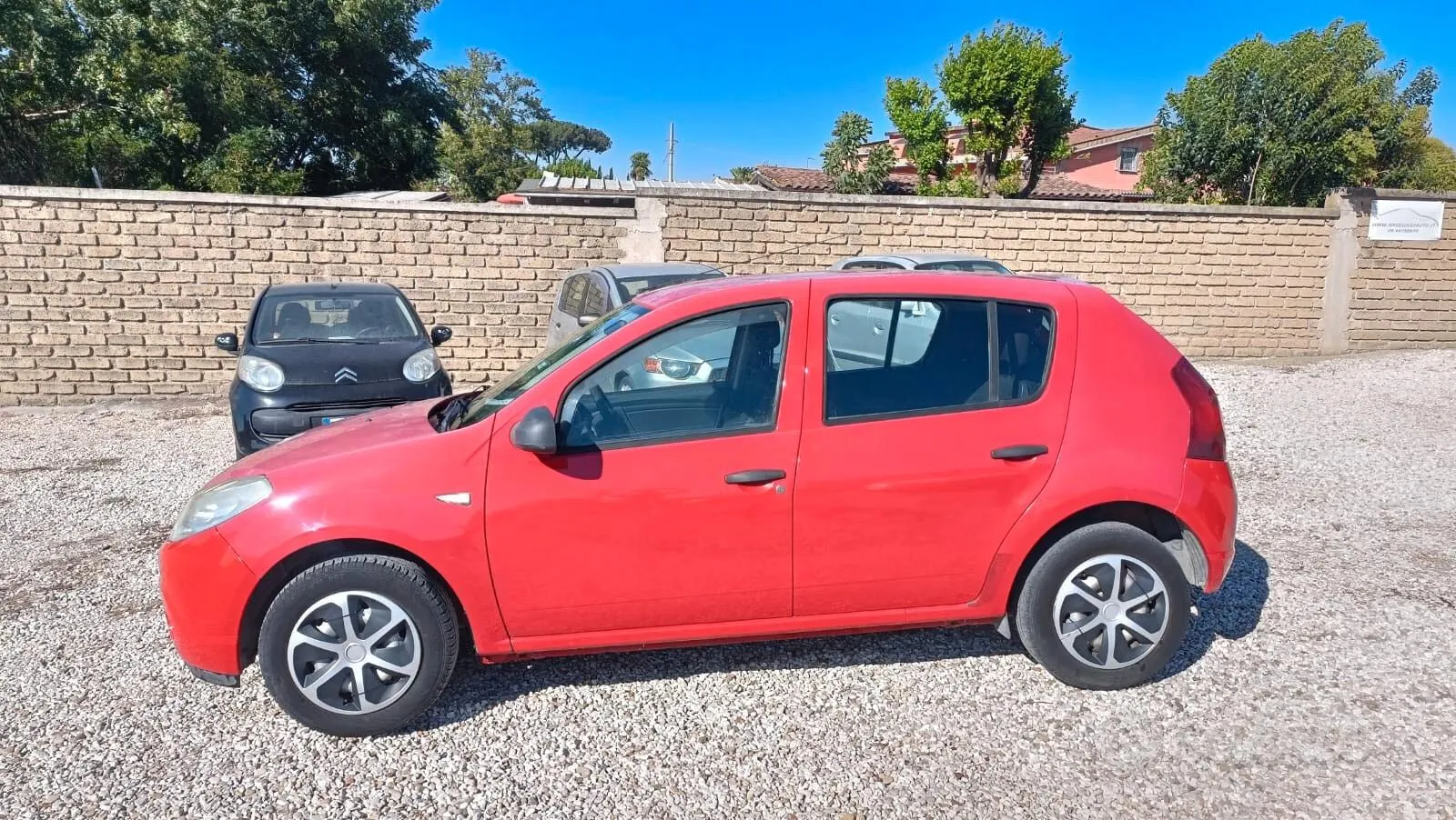 Dacia Sandero 2010 photo 4