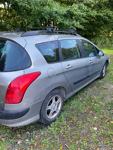 Peugeot 308 2010 photo 3