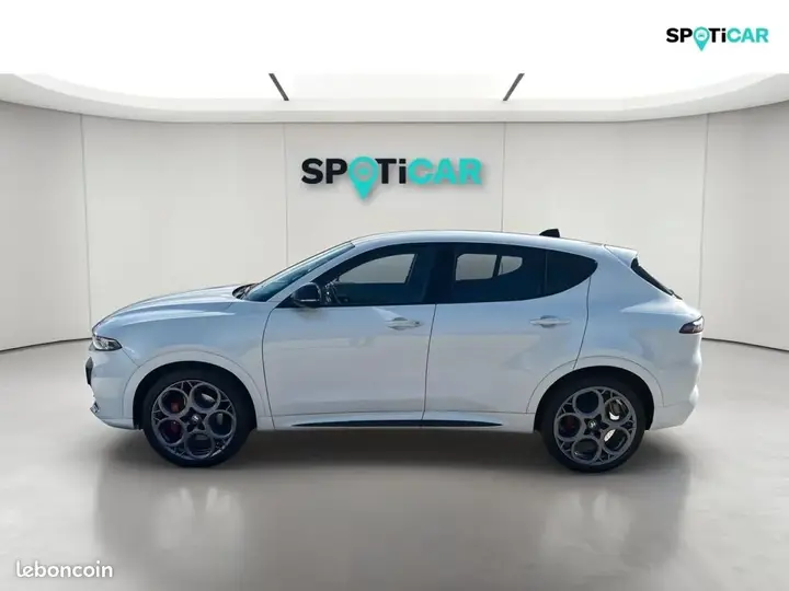 Alfa Romeo Tonale 2024 photo 2