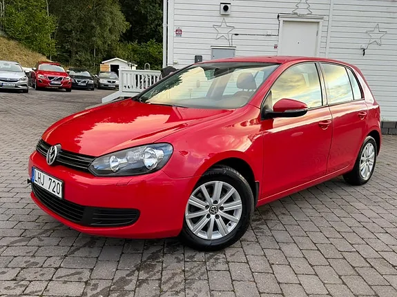 Volkswagen Golf 2010 photo 2