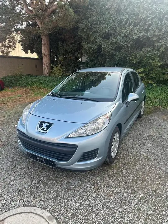 Peugeot 207