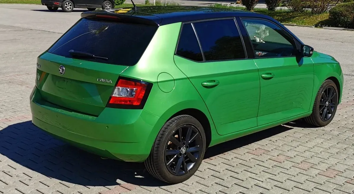Skoda Fabia 2015 photo 3