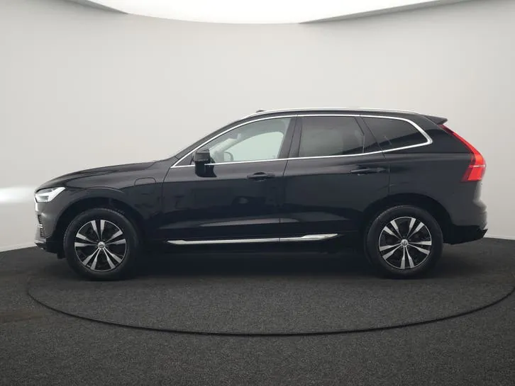Volvo Xc60 2022 photo 2