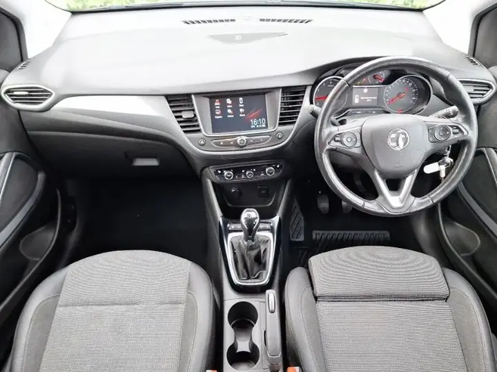 Vauxhall Crossland 2021 photo 3