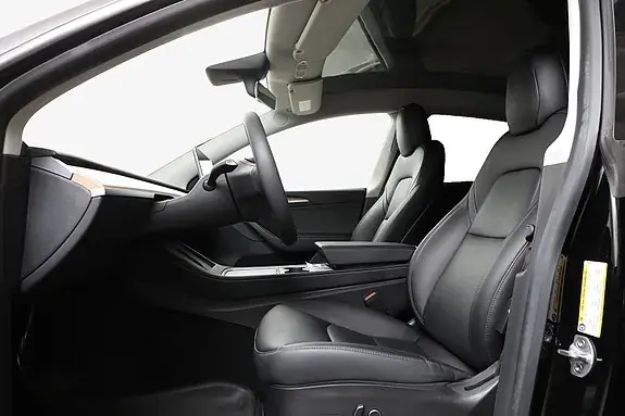 Tesla Model Y 2024 photo 4