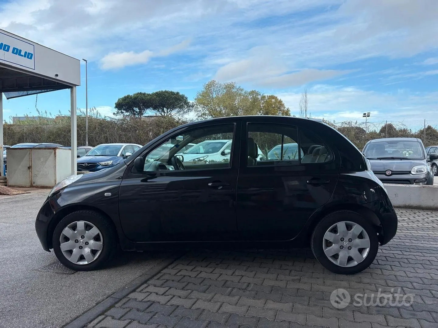 Nissan Micra 2003 photo 5