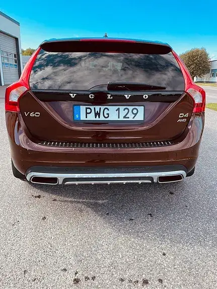 Volvo V60 Cross Country 2016 photo 5