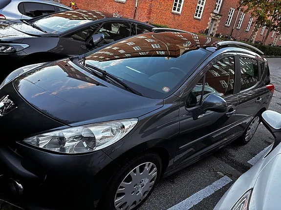 Peugeot 207 2008 photo 3