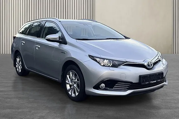 Toyota Auris 2016 photo 5