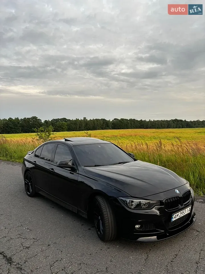 BMW 3 Series 2016 photo 3