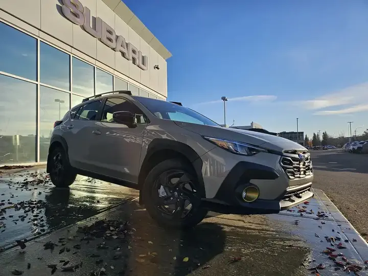 Subaru Crosstrek 2026 photo 2