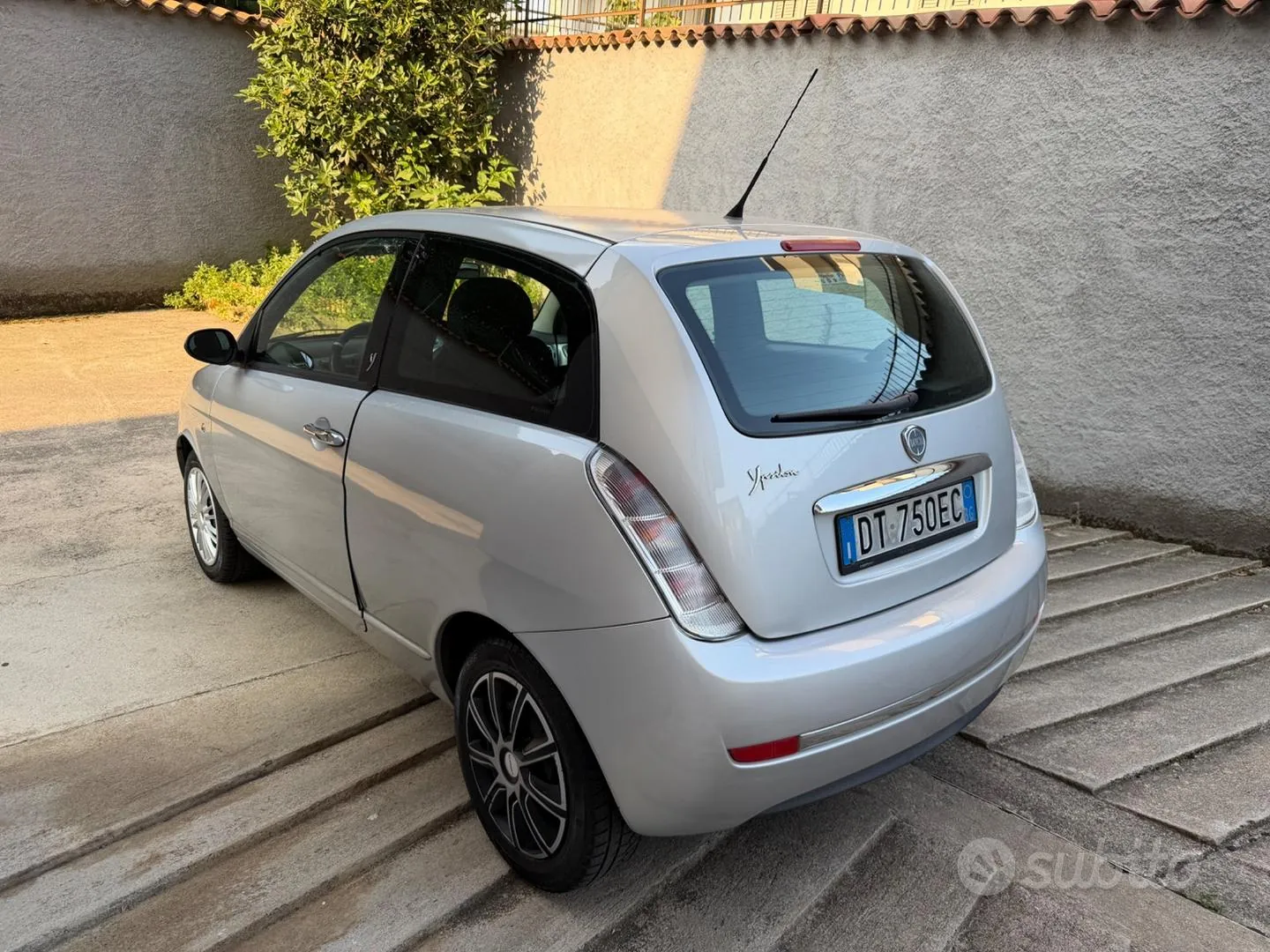 Lancia Ypsilon