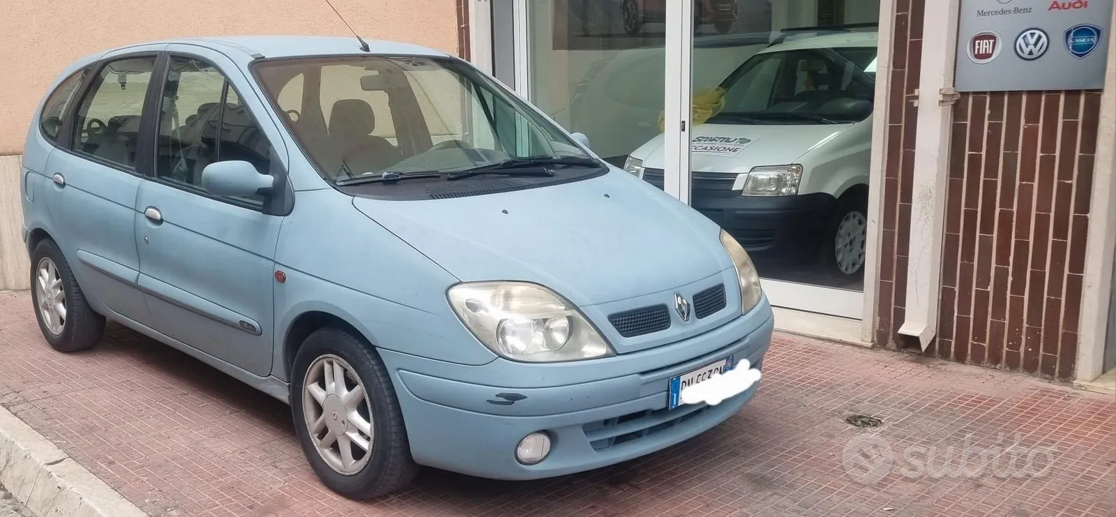 Renault Scenic 2000 photo 2