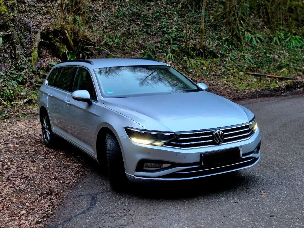 Volkswagen Passat 2020 photo 2