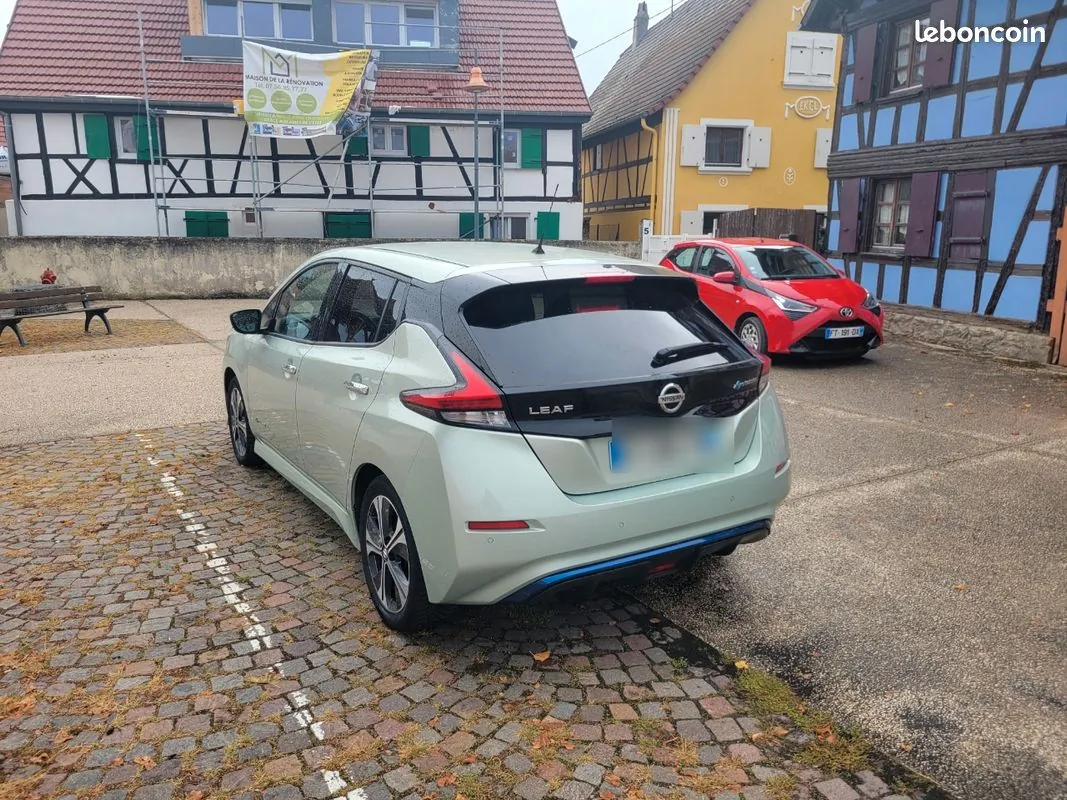 Nissan Leaf 2018 photo 2