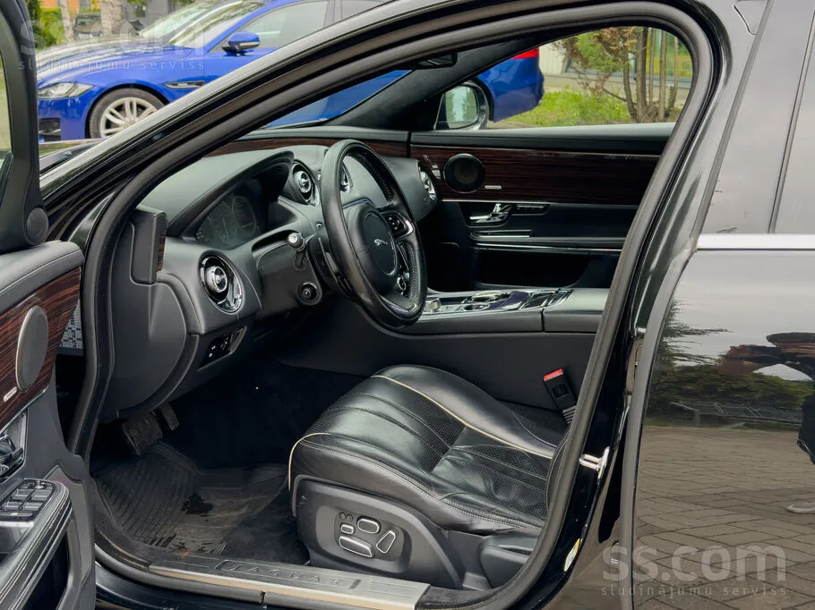 Jaguar Xj 2010 photo 4