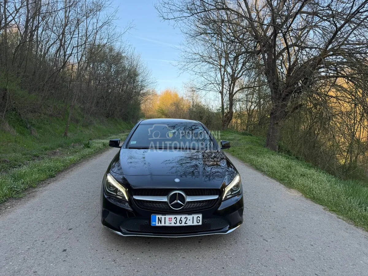 Mercedes-Benz Cla 180 2016 photo 2