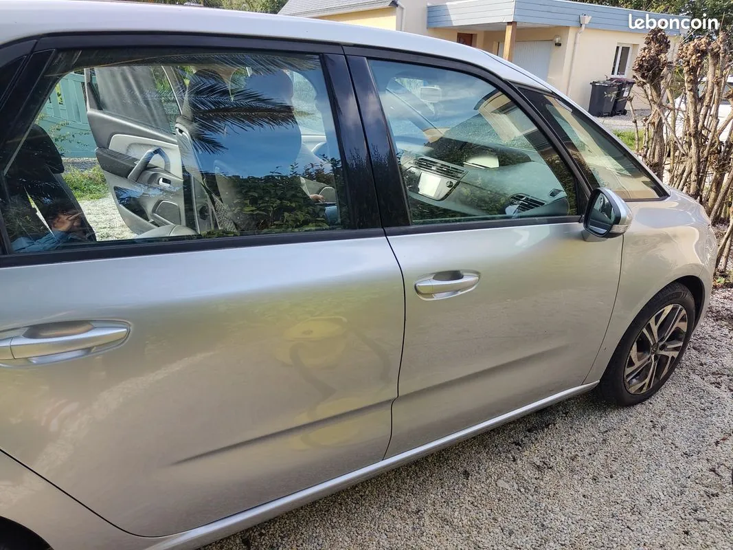 Citroen C4 Picasso 2015 photo 3