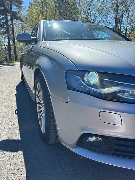 Audi A4 2011 photo 4