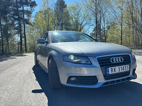 Audi A4 2011 photo 3