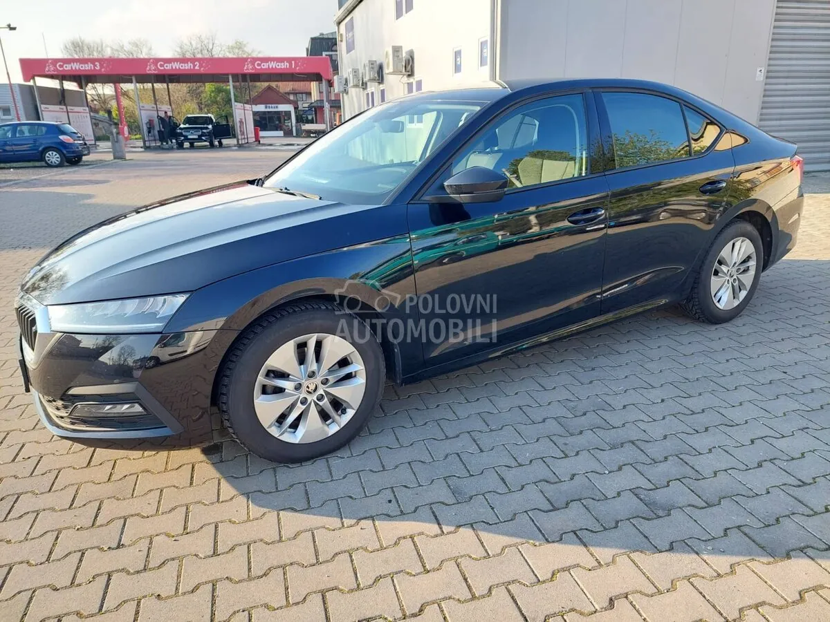 Skoda Octavia 2021 photo 2