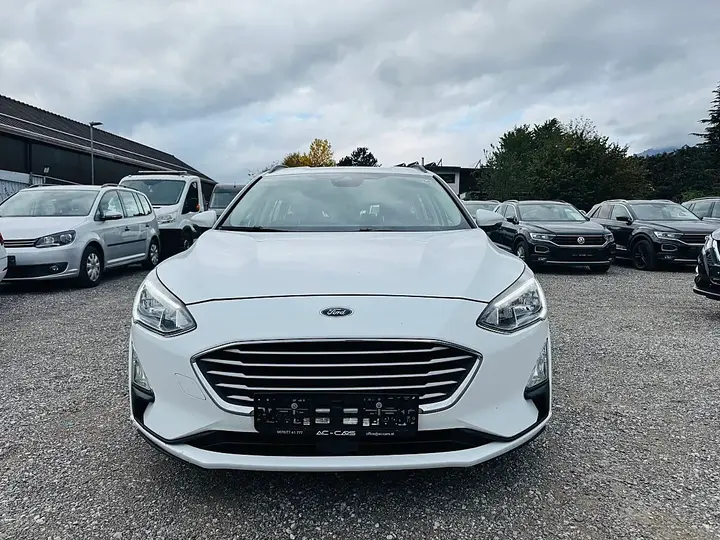 Ford Focus 2020 photo 2