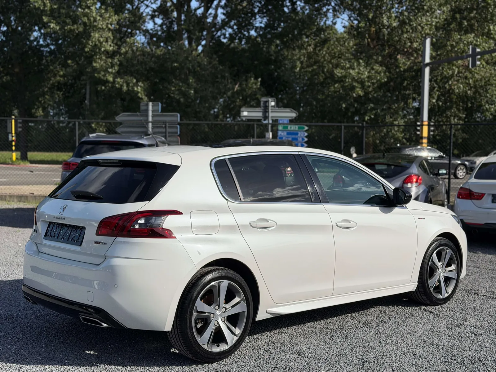 Peugeot 308 2017 photo 4