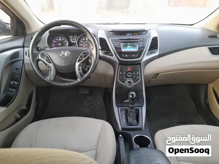 Hyundai Elantra 2015 photo 2