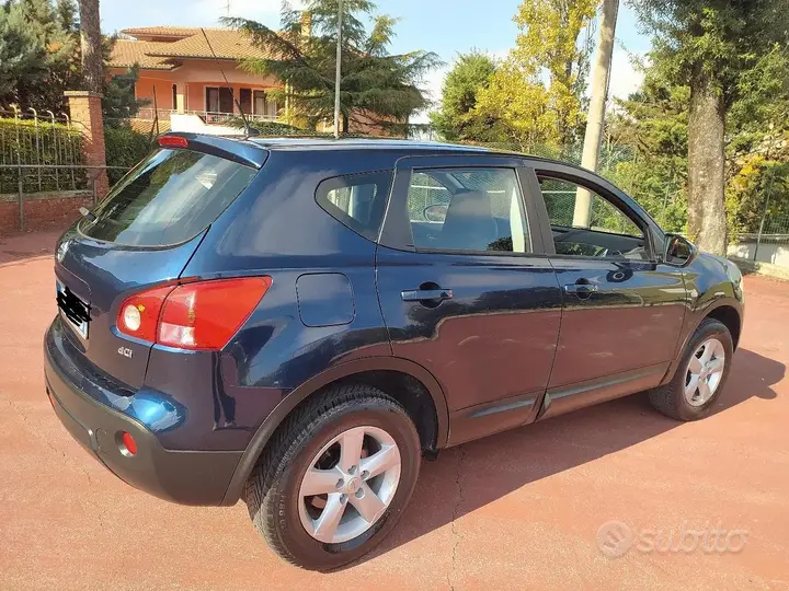 Nissan Qashqai 2008 photo 3