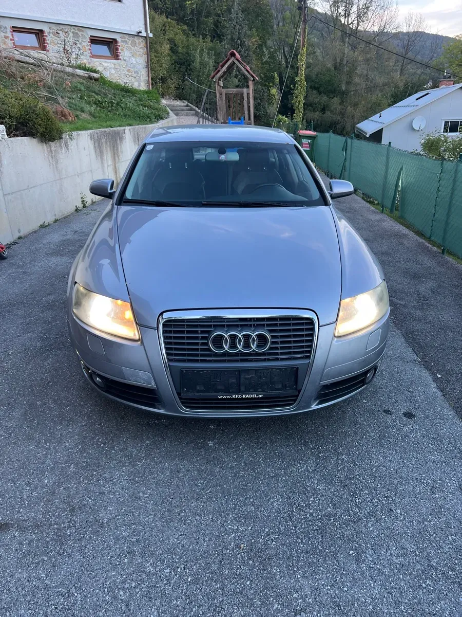 Audi A6 2004 photo 2