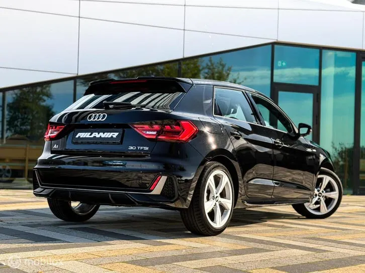 Audi A1 2024 photo 2