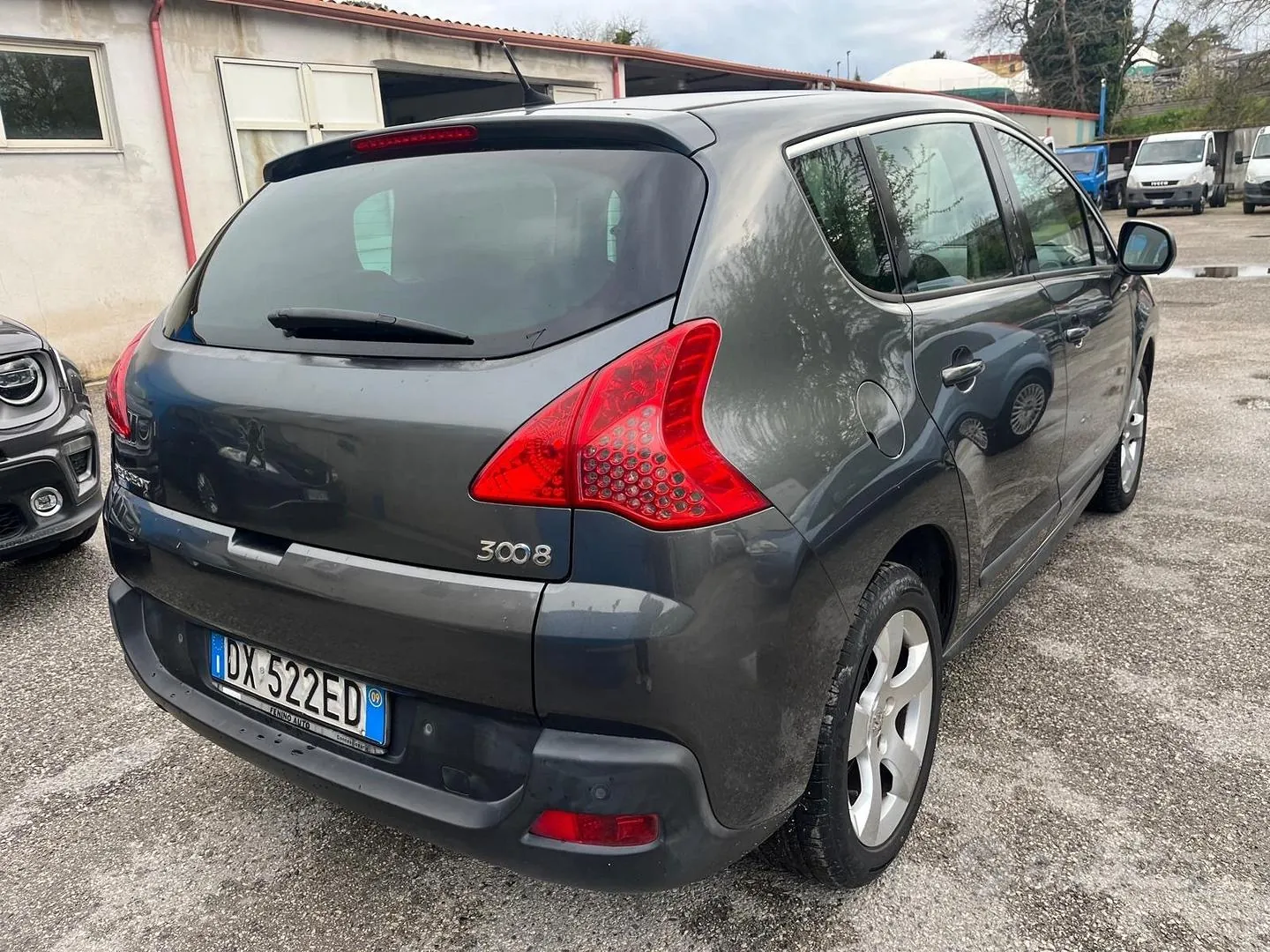 Peugeot 3008 2009 photo 2