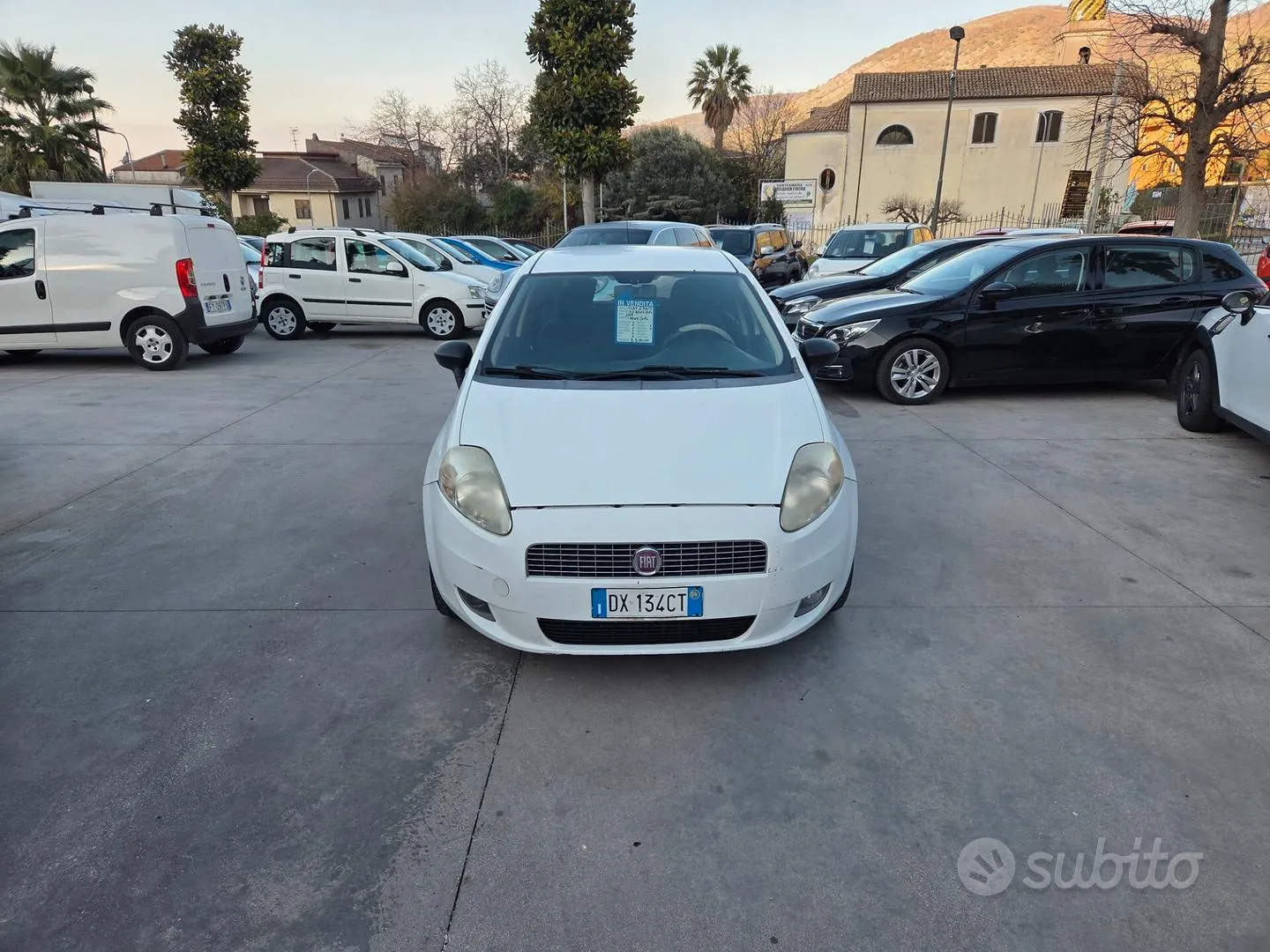 Fiat Grande Punto 2009 photo 3