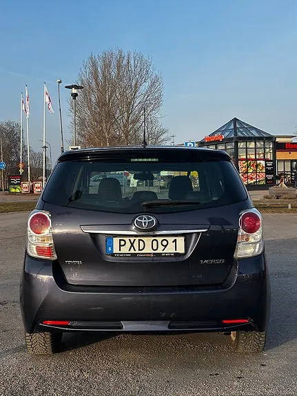 Toyota Verso 2015 photo 4