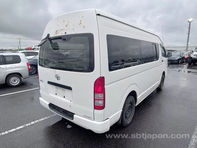 Toyota Hiace Van 2005 photo 4