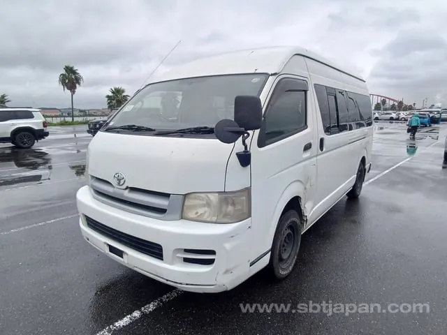 Toyota Hiace Van 2005 photo 2
