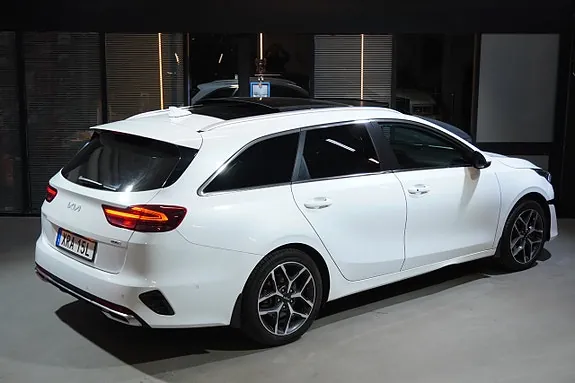 Kia Ceed 2023 photo 4