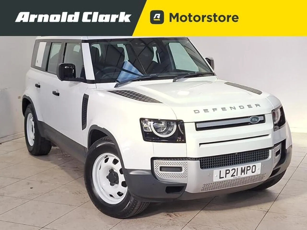 Land Rover Defender 110