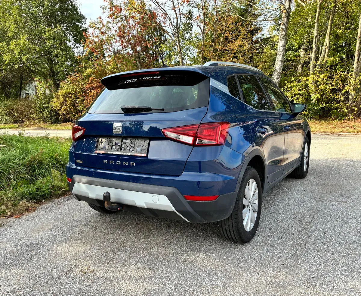 Seat Arona 2018 photo 2