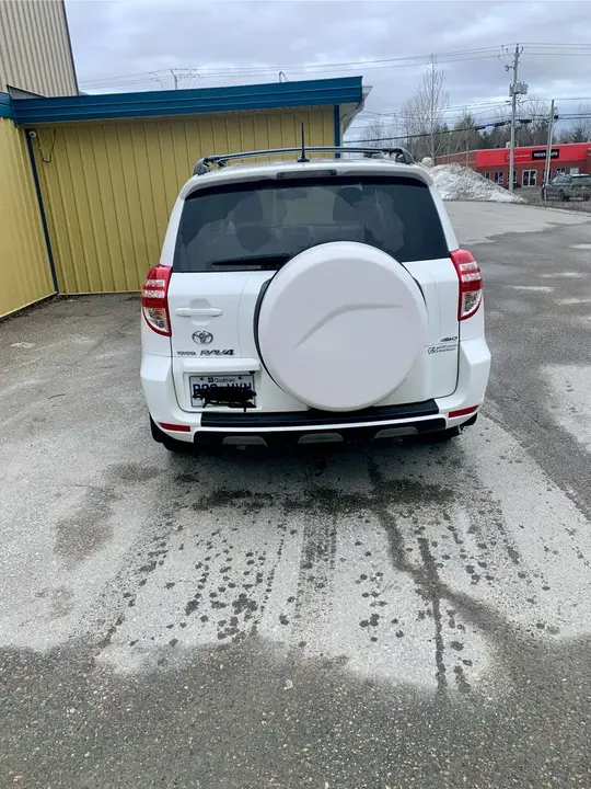 Toyota Rav4 2010 photo 3