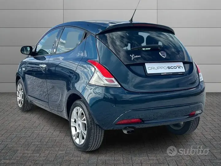 Lancia Ypsilon 2016 photo 4